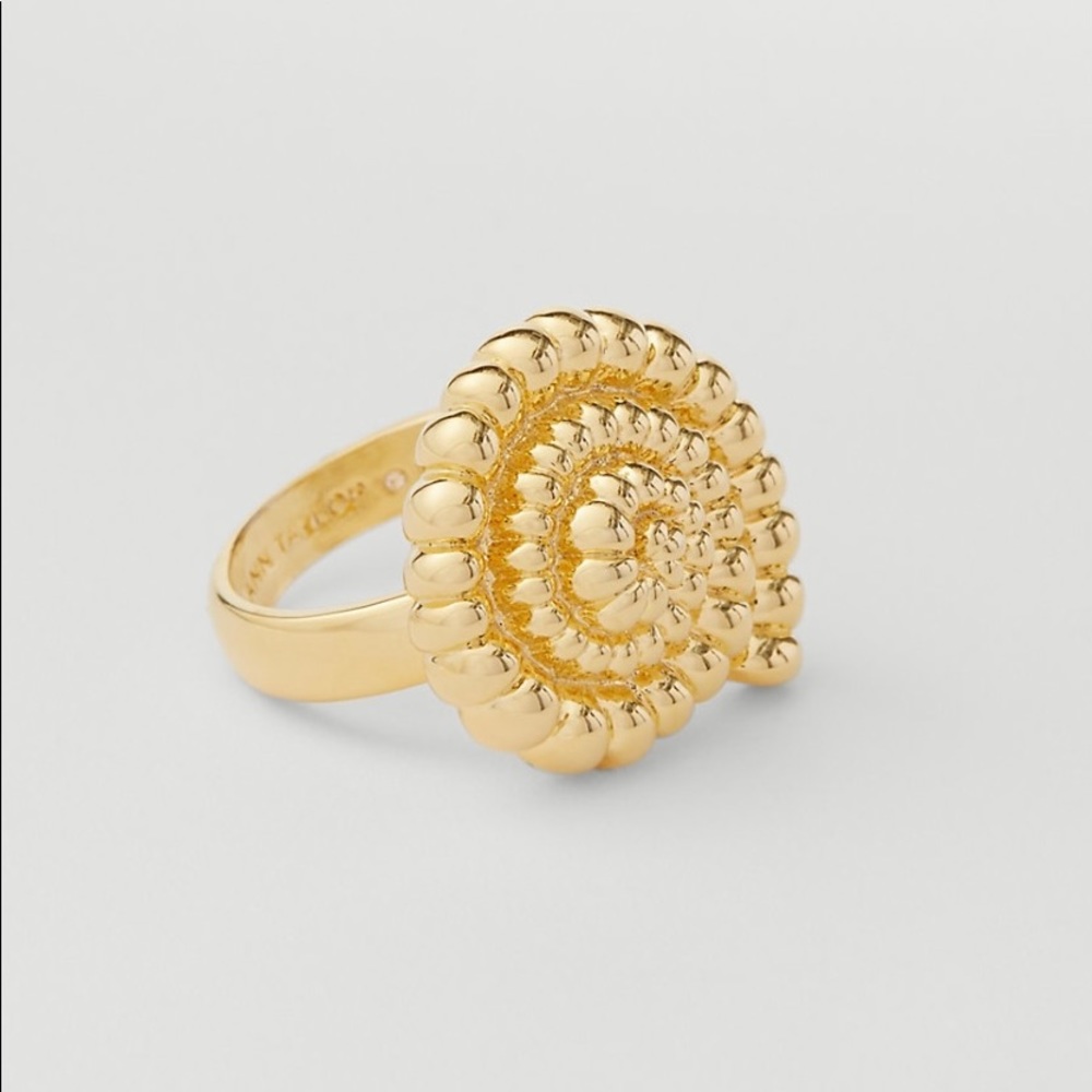Ann Taylor shell ring - Picture 3 of 10